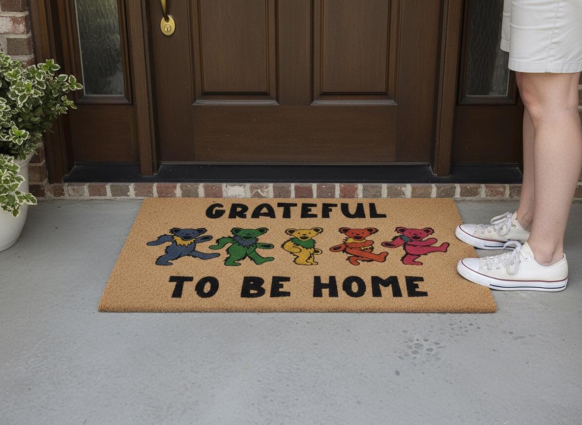 Dancing Bears Coir Doormat – Grateful To Be Home, Retro Porch Decor